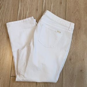 Jennifer Lopez Capri